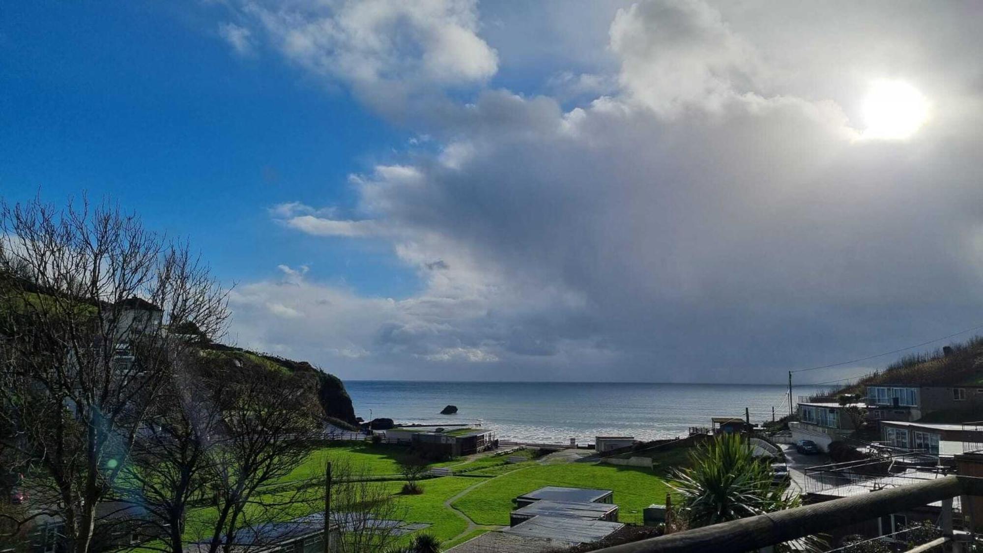 May View - Luxury Sea View Apartment - Millendreath, Looe Exterior photo